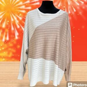 Madison & HudsonWomen’s size 2X lightweight sweater